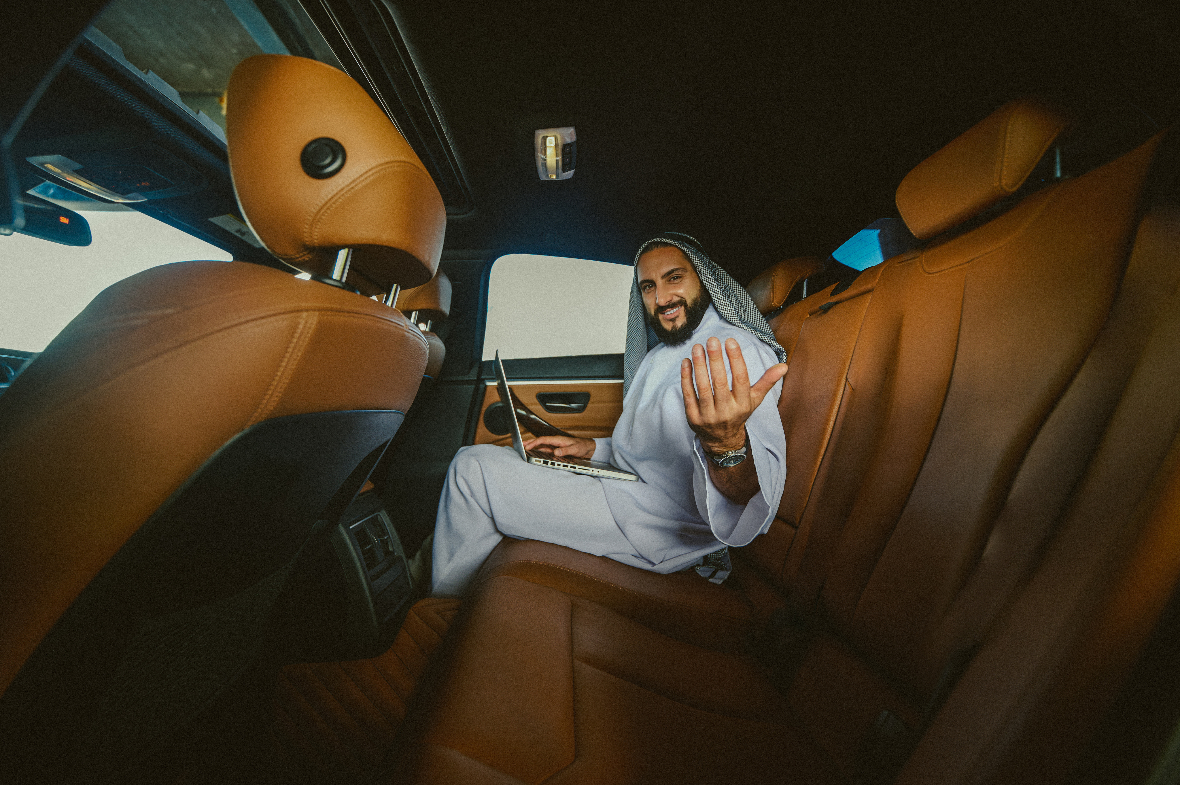 Reserve A Luxury Chauffeur Service In Dubai Via RolDrive